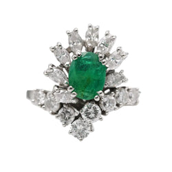 Bague Entourage en or blanc, émeraude et diamants - Castafiore
