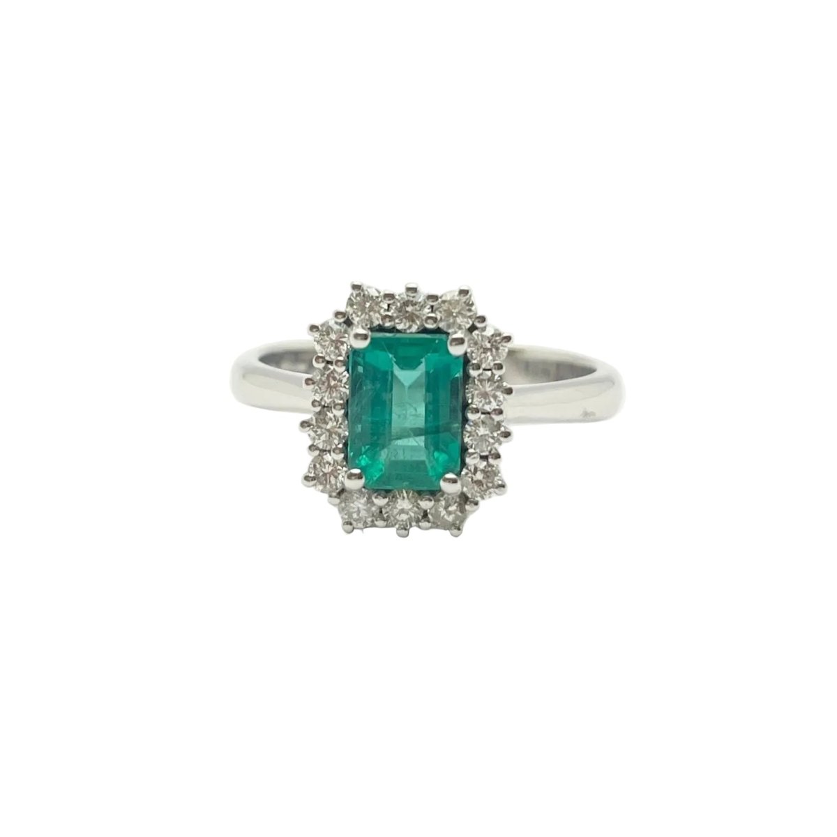 Bague Entourage en or blanc, émeraude et diamants - Castafiore