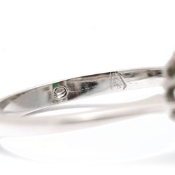 Bague Entourage en or blanc, émeraude et diamants - Castafiore