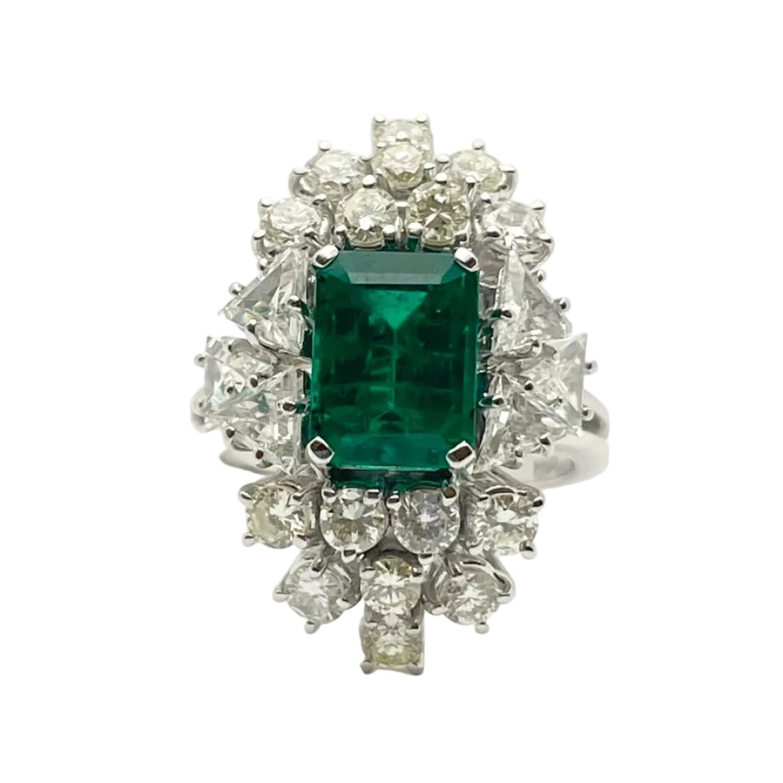 Bague Entourage en or blanc, émeraude et diamants - Castafiore