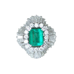 Bague Entourage en or blanc, émeraude et diamants - Castafiore