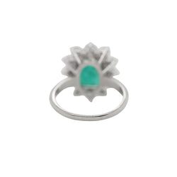 Bague Entourage en or blanc, émeraude et diamants - Castafiore