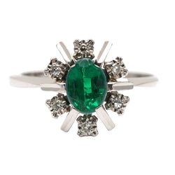 Bague Entourage en or blanc, émeraude et diamants - Castafiore
