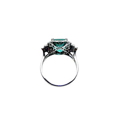 Bague Entourage en or blanc, émeraude, saphirs et diamants - Castafiore