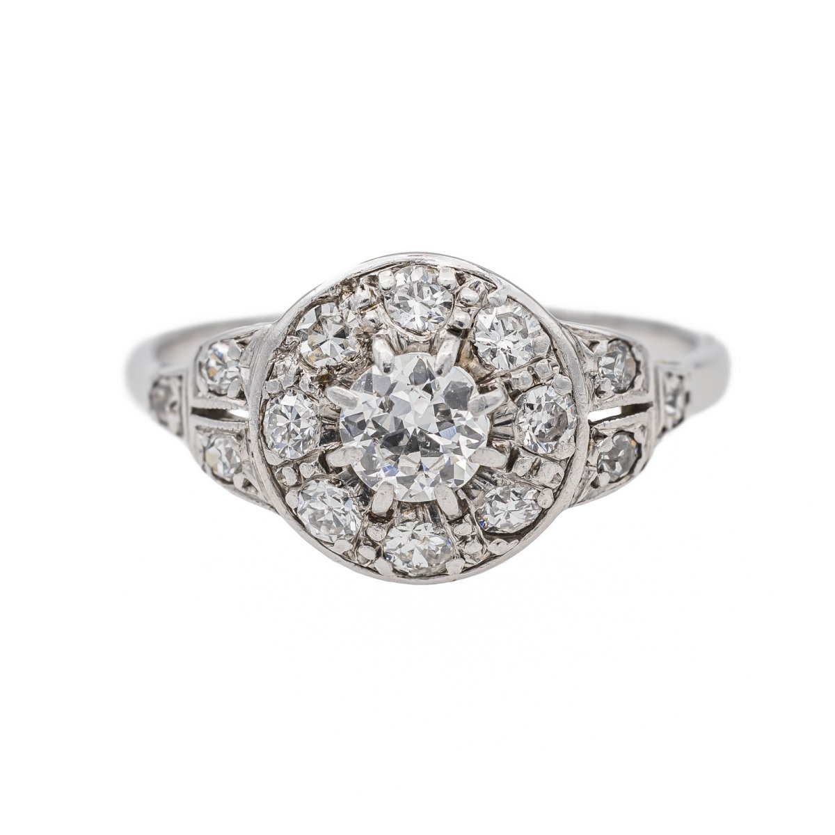 Bague Entourage en or blanc et diamant - Castafiore