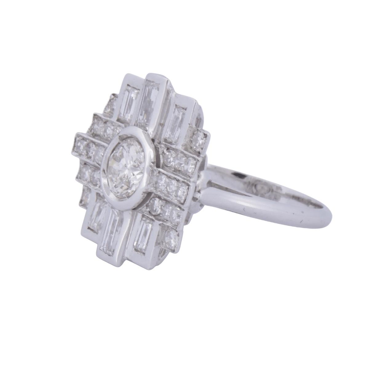 Bague Entourage en or blanc et diamants - Castafiore