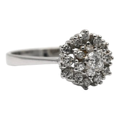 Bague Entourage en or blanc et diamants - Castafiore