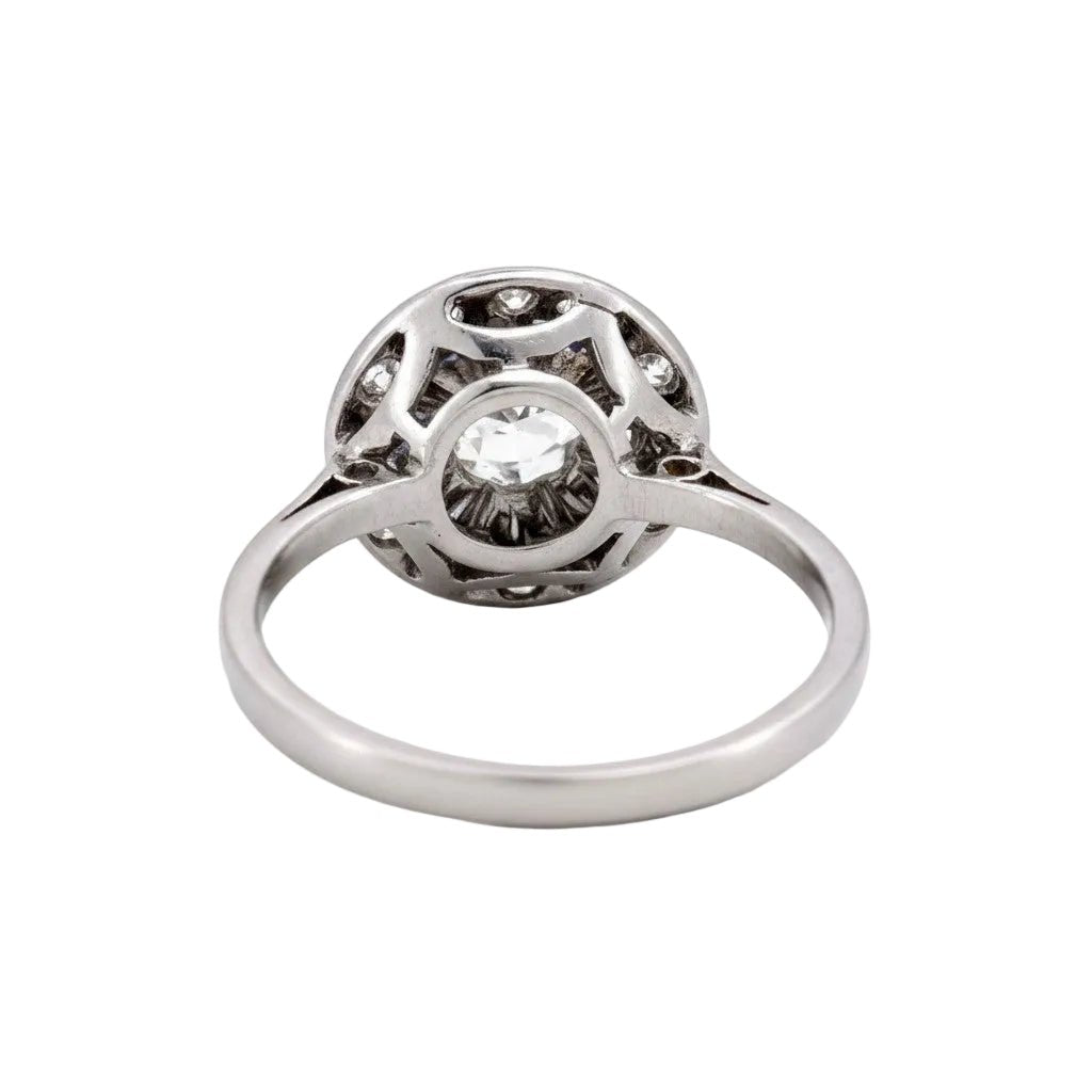 Bague Entourage en or blanc et diamants - Castafiore