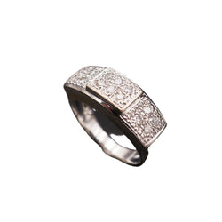 Bague Entourage en or blanc et diamants - Castafiore