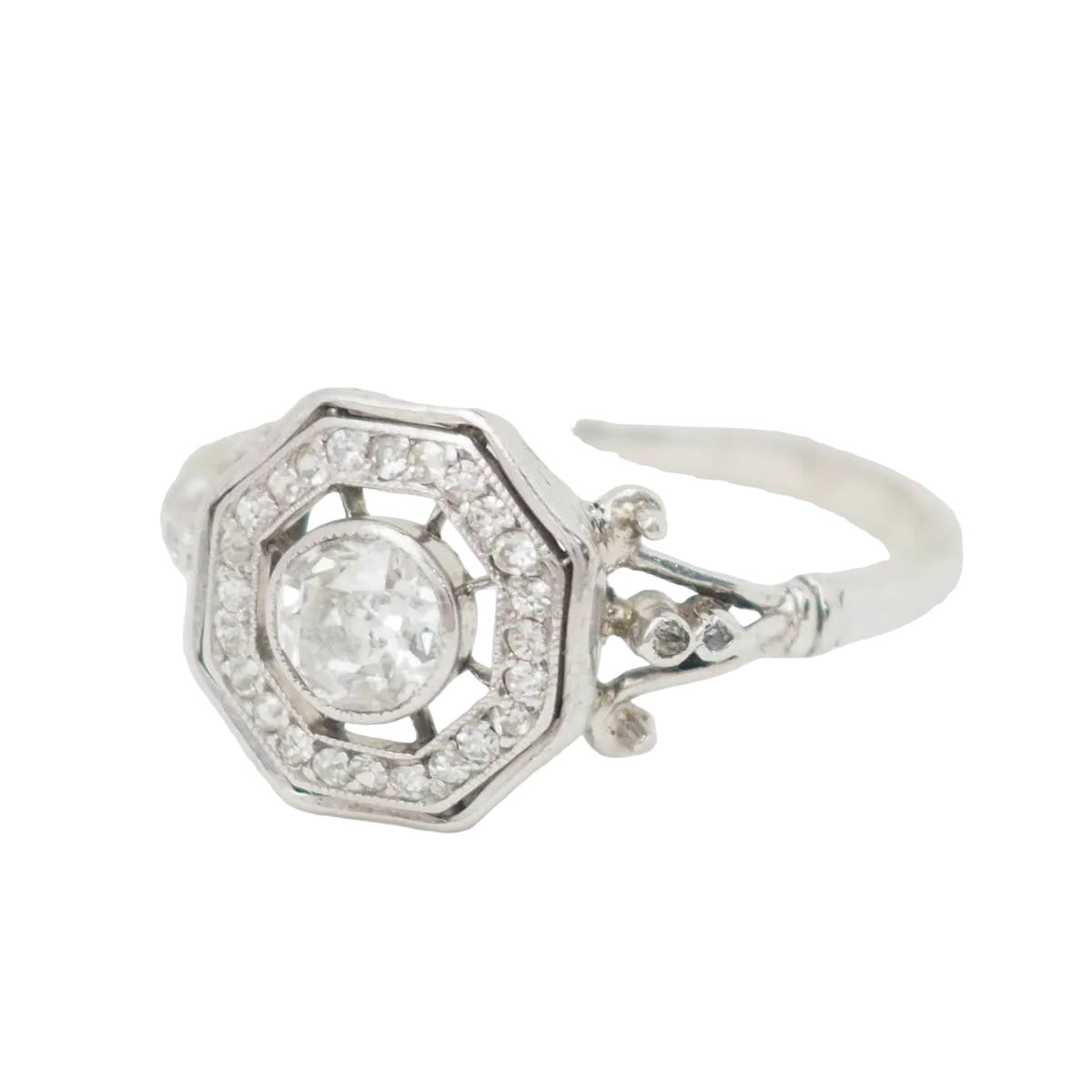 Bague Entourage en or blanc et diamants - Castafiore