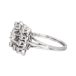 Bague Entourage en or blanc et diamants - Castafiore