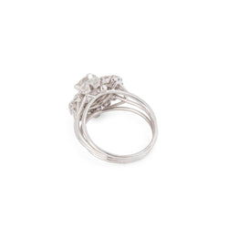 Bague Entourage en or blanc et diamants - Castafiore
