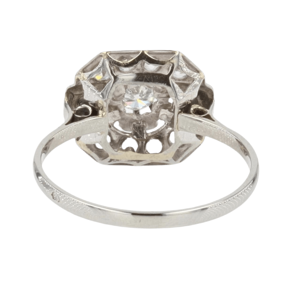 Bague Entourage en or blanc et diamants - Castafiore