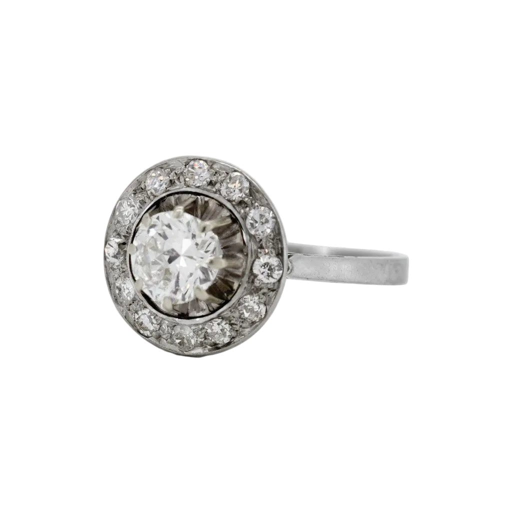 Bague Entourage en or blanc et diamants - Castafiore