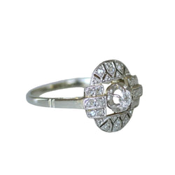 Bague Entourage en or blanc, platine et diamants - Castafiore