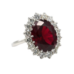 Bague Entourage en or blanc, rubis et diamants - Castafiore