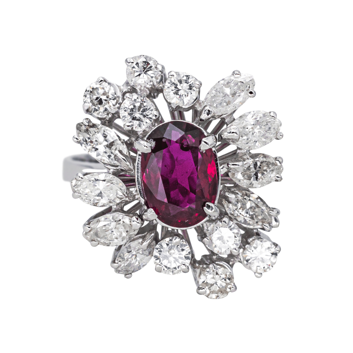 Bague Entourage en or blanc, rubis et diamants - Castafiore
