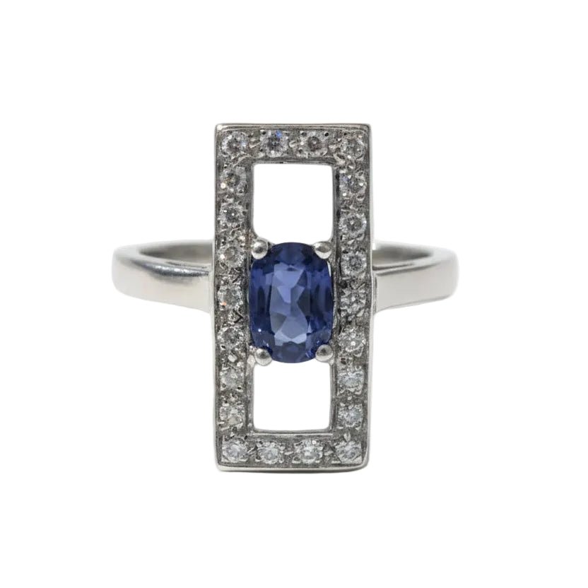 Bague Entourage en or blanc, saphir et diamants - Castafiore