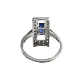 Bague Entourage en or blanc, saphir et diamants - Castafiore