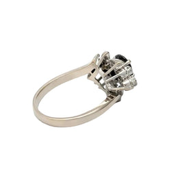 Bague Entourage en or blanc, saphir et diamants - Castafiore