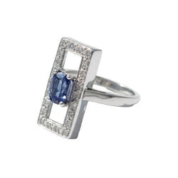 Bague Entourage en or blanc, saphir et diamants - Castafiore