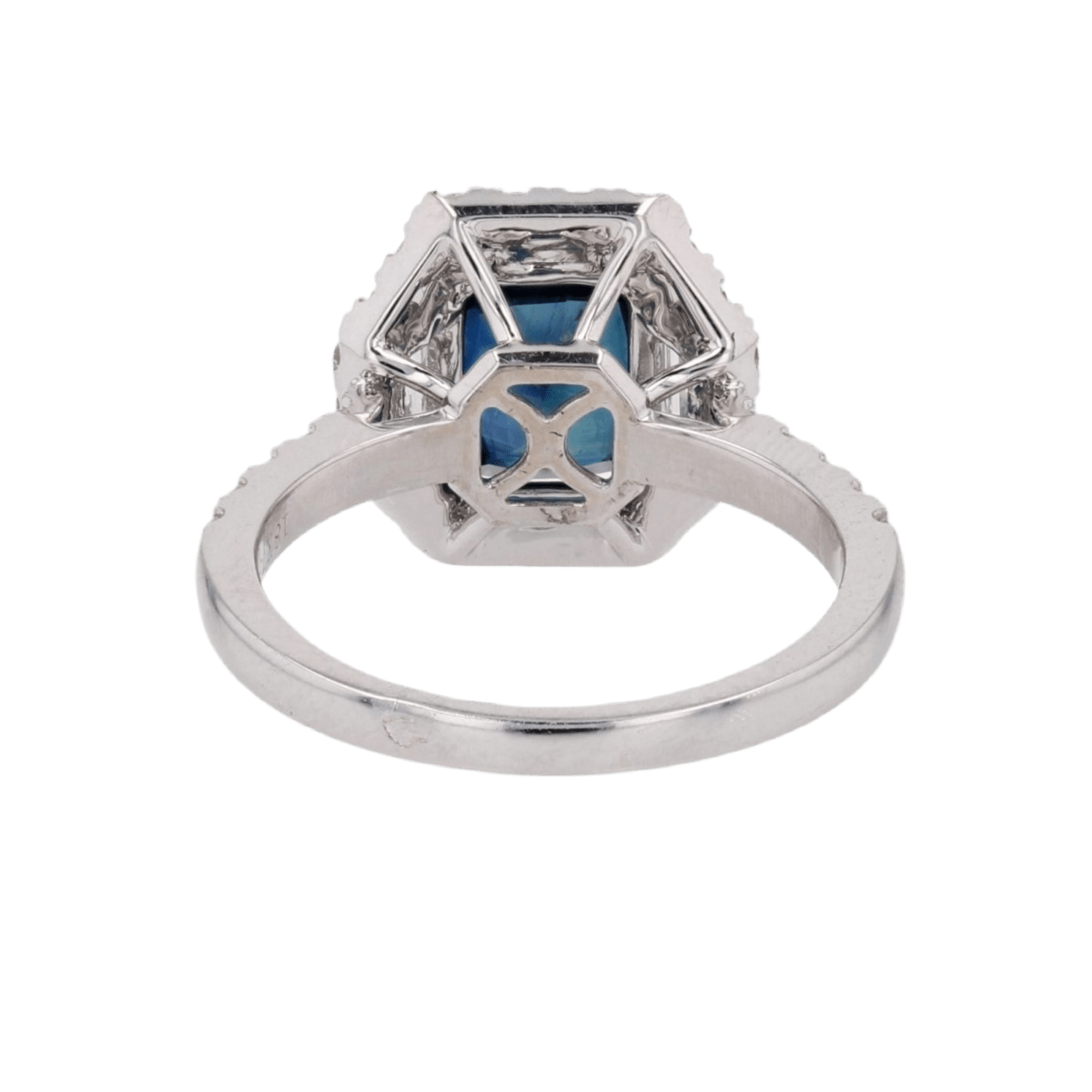 Bague Entourage en or blanc, saphir et diamants - Castafiore