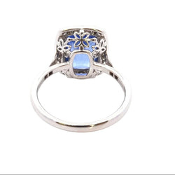 Bague Entourage en or blanc, saphir et diamants - Castafiore
