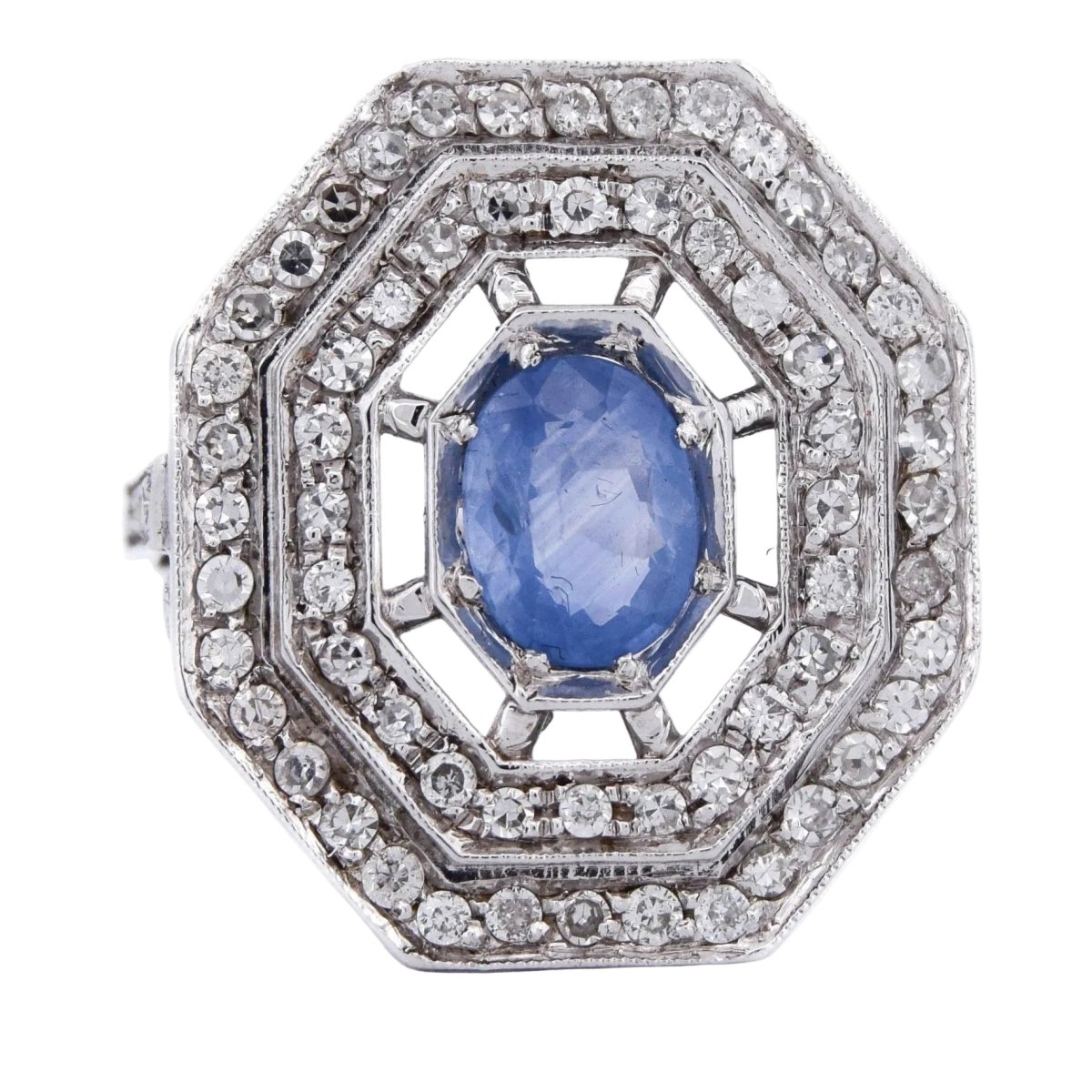 Bague Entourage en or blanc, saphir et diamants - Castafiore