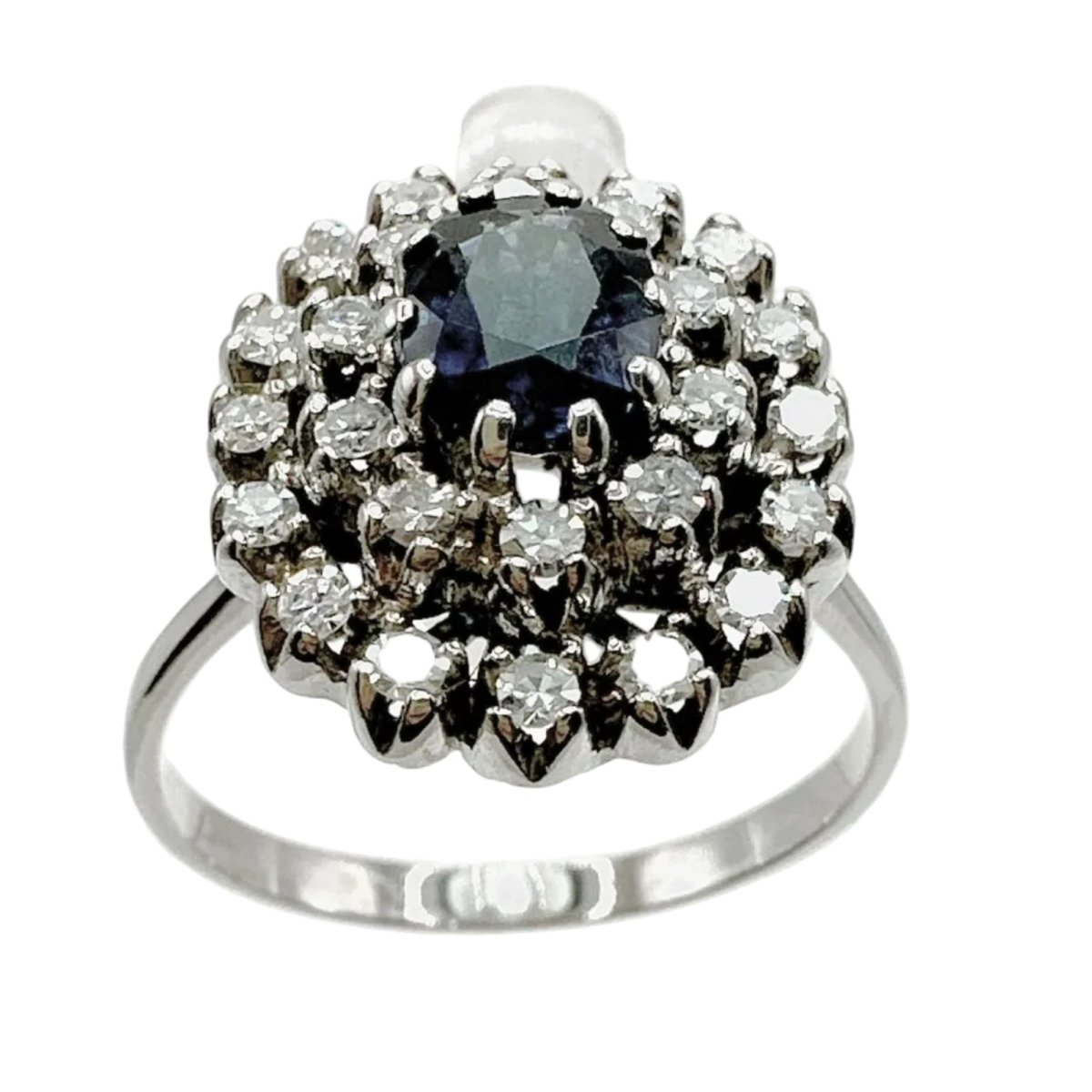 Bague Entourage en or blanc, saphir et diamants - Castafiore