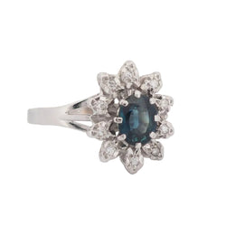 Bague entourage en or blanc, saphir et diamants - Castafiore