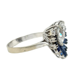 Bague Entourage en or blanc, saphirs et diamants - Castafiore