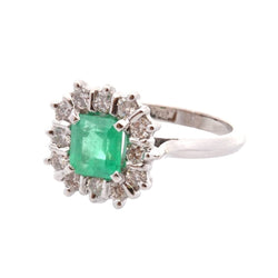 Bague Entourage en or jaune, émeraude, et diamants - Castafiore