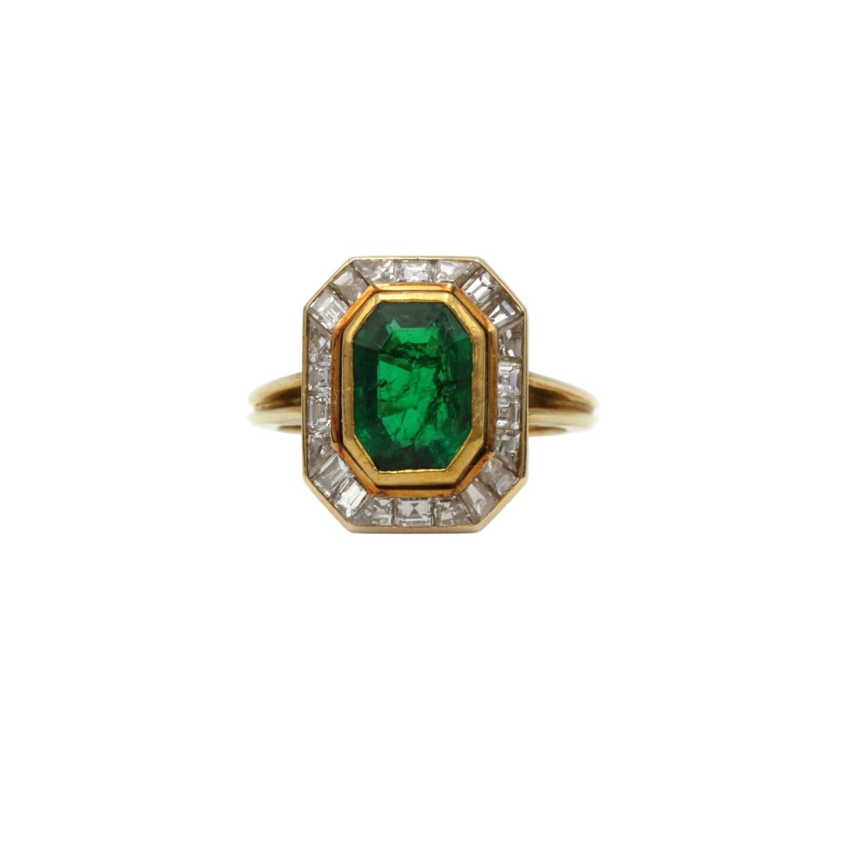Bague Entourage en or jaune, émeraude et diamants - Castafiore