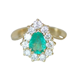 Bague Entourage en or jaune, émeraude et diamants - Castafiore
