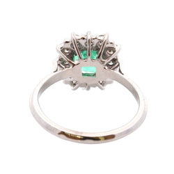 Bague Entourage en or jaune, émeraude, et diamants - Castafiore