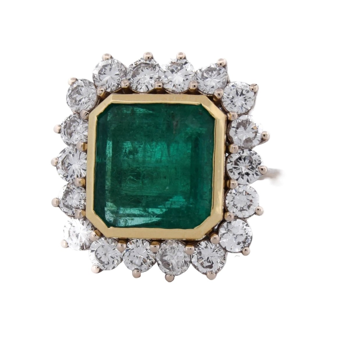 Bague Entourage en or jaune, émeraude et diamants - Castafiore
