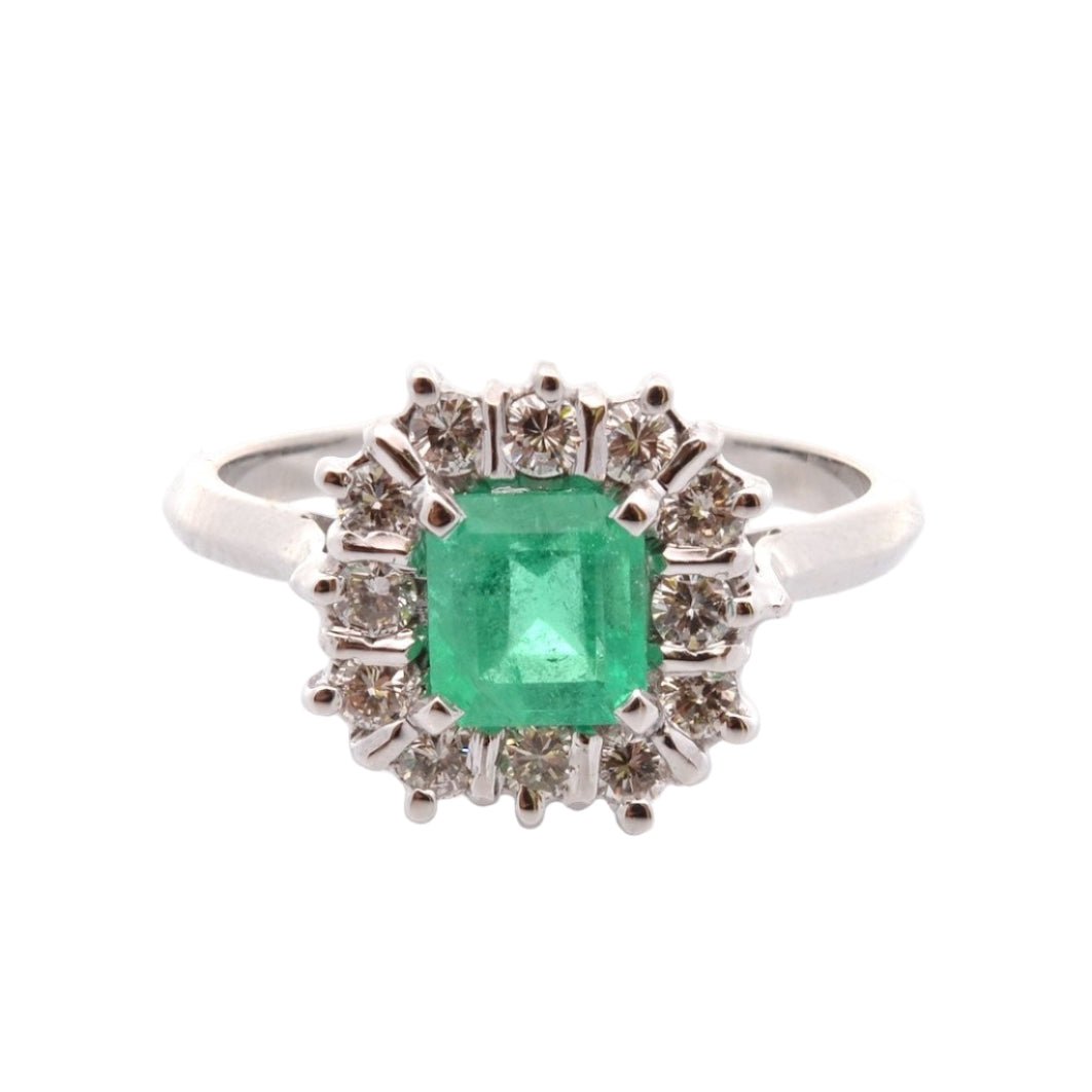 Bague Entourage en or jaune, émeraude, et diamants - Castafiore