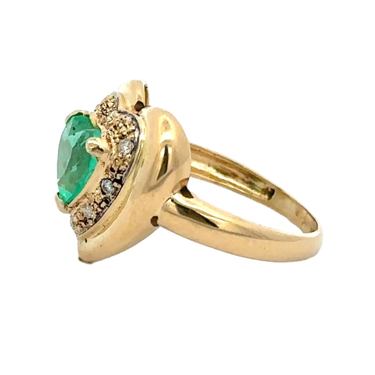 Bague Entourage en or jaune, émeraude et diamants - Castafiore