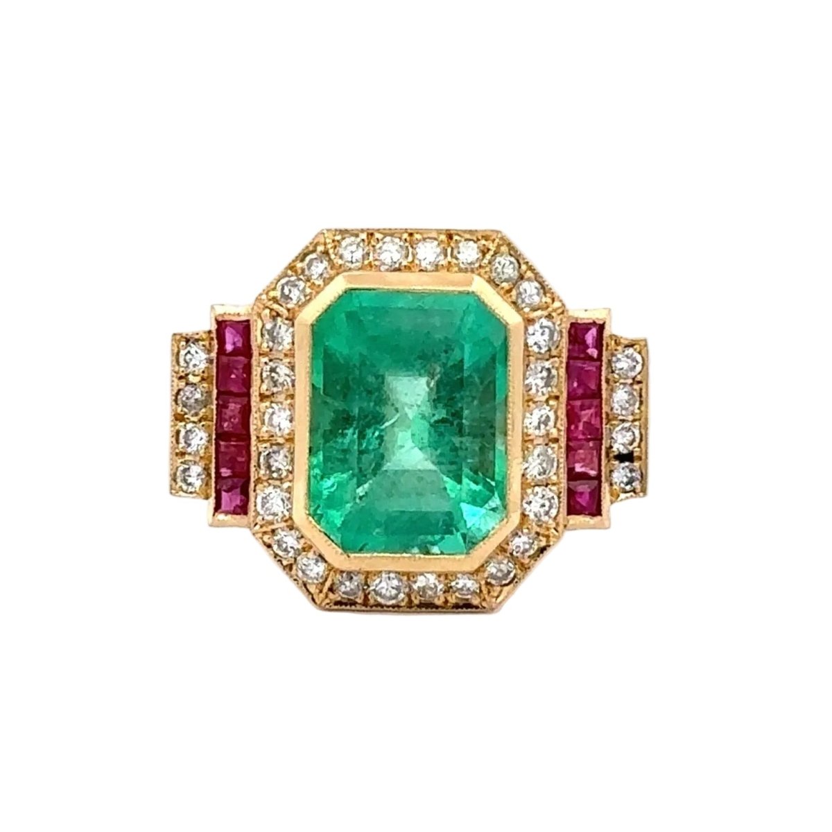 Bague Entourage en or jaune, émeraude, rubis et diamants - Castafiore