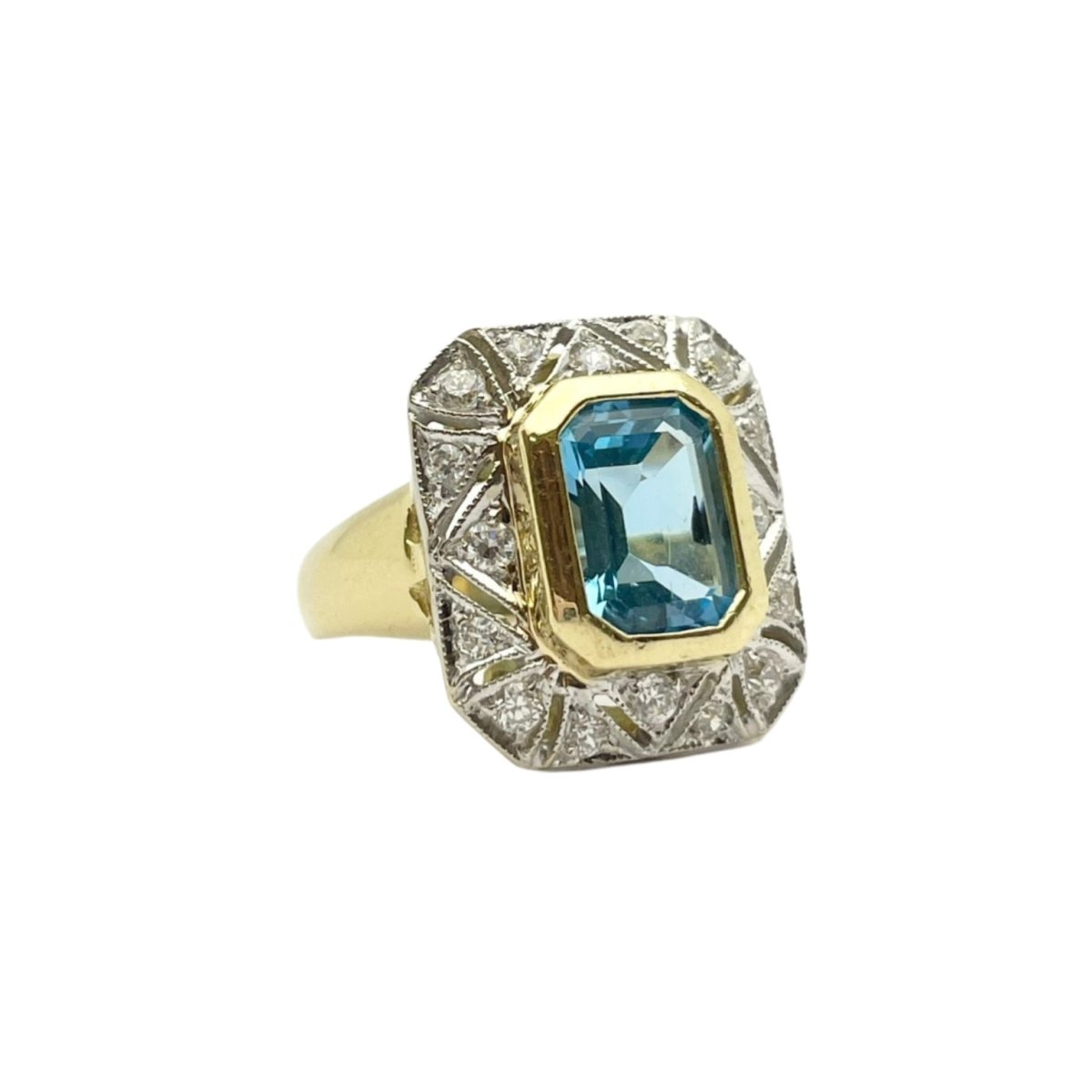 Bague Entourage en or jaune et blanc, topaze et diamants - Castafiore