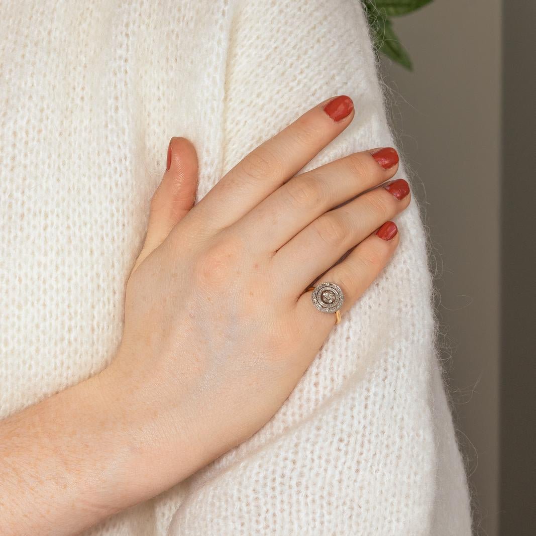 Bague Entourage en or jaune et diamants - Castafiore