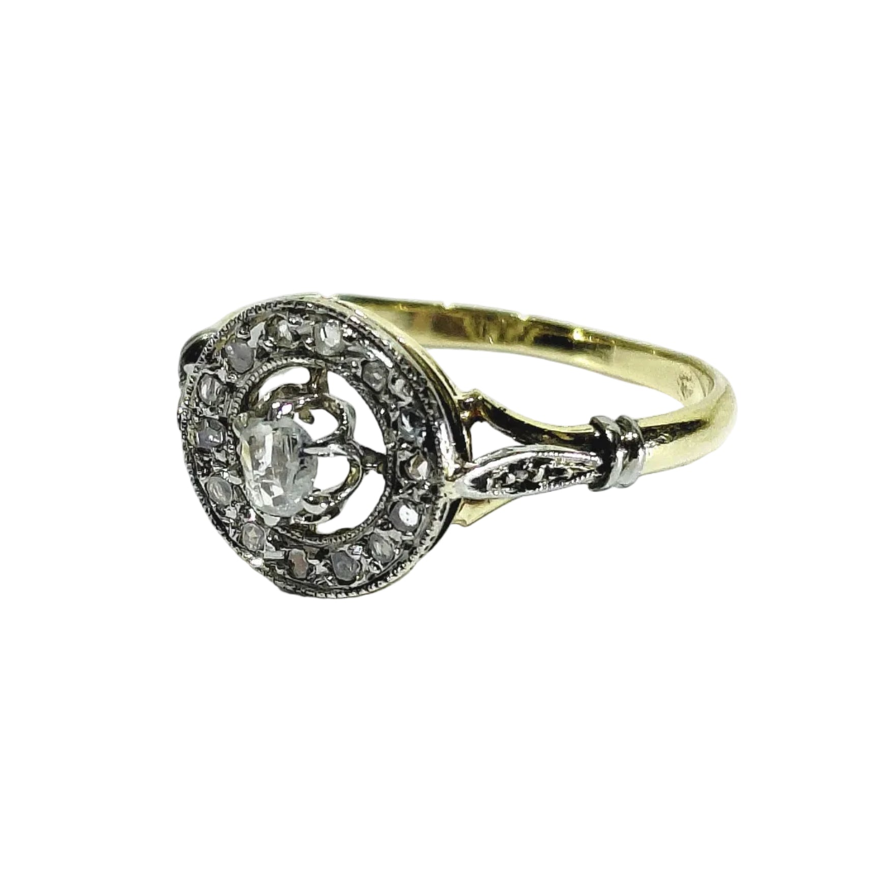 Bague Entourage en or jaune et diamants - Castafiore