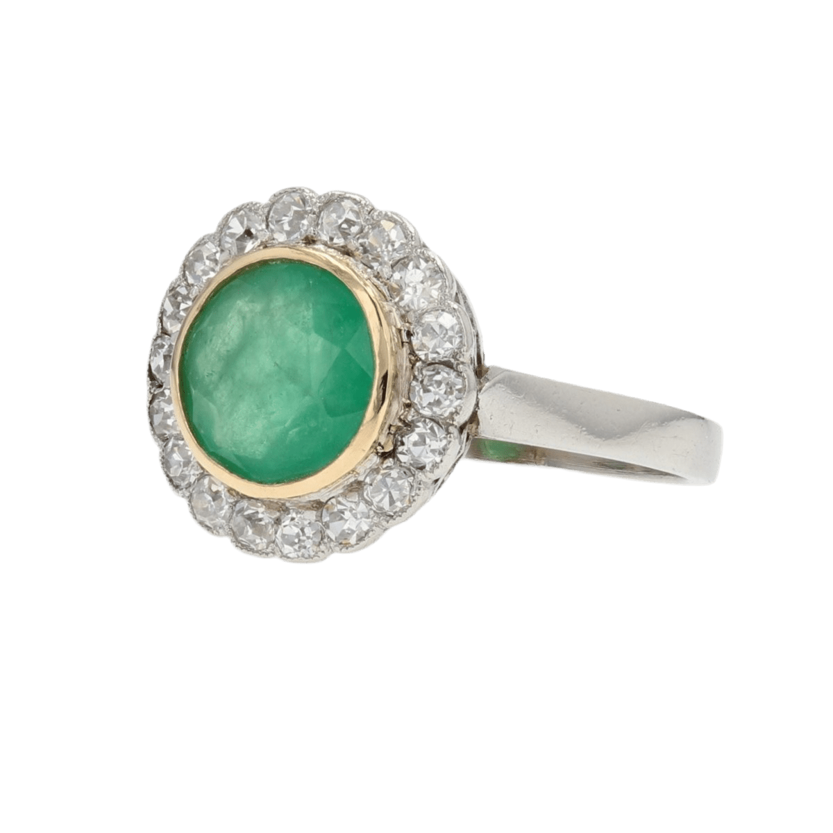 Bague Entourage en or jaune, platine, émeraude et diamants - Castafiore