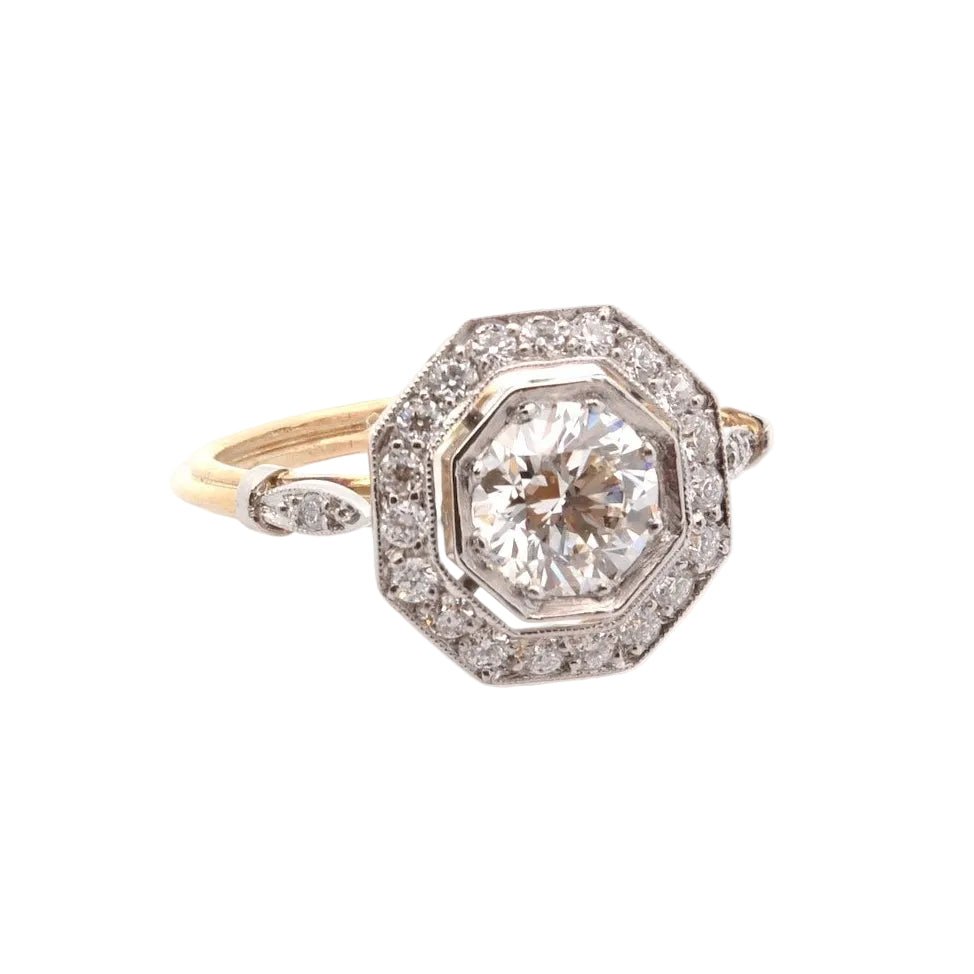 Bague Entourage en or jaune, platine et diamants - Castafiore