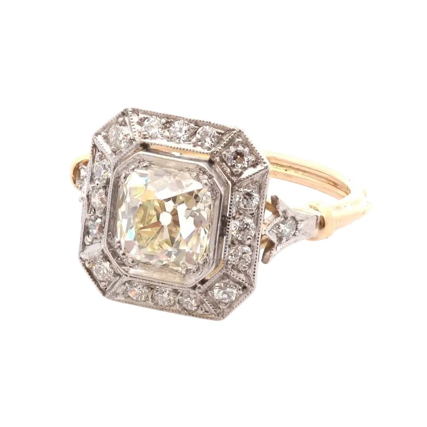 Bague Entourage en or jaune, platine et diamants - Castafiore