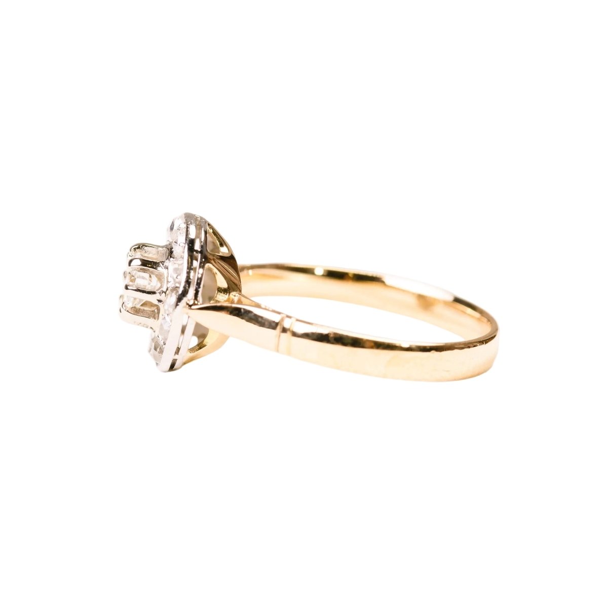 Bague Entourage en or jaune, platine et diamants - Castafiore