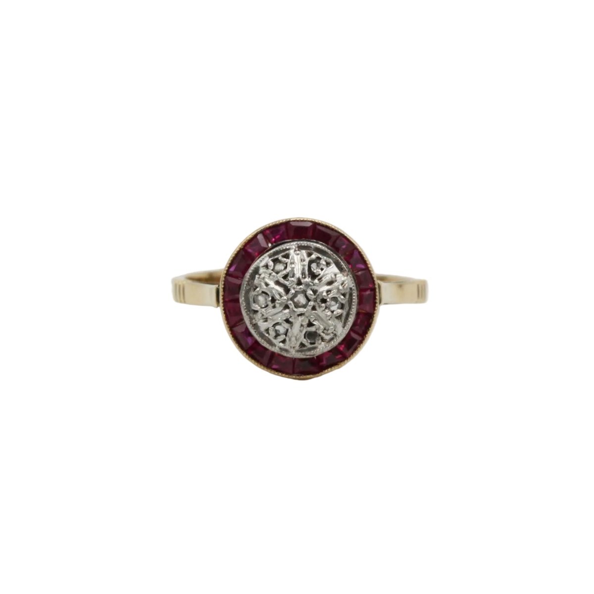 Bague Entourage en or jaune, rubis et diamants - Castafiore