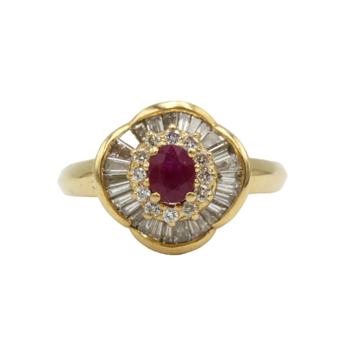 Bague Entourage en or jaune, rubis et diamants - Castafiore