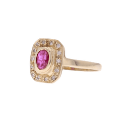 Bague Entourage en or jaune, rubis et diamants - Castafiore