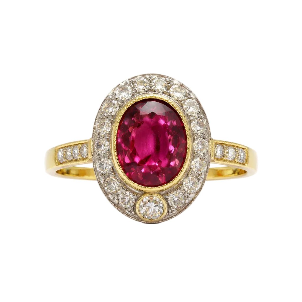 Bague Entourage en or jaune, rubis et diamants - Castafiore